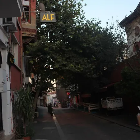 Szálloda Alf