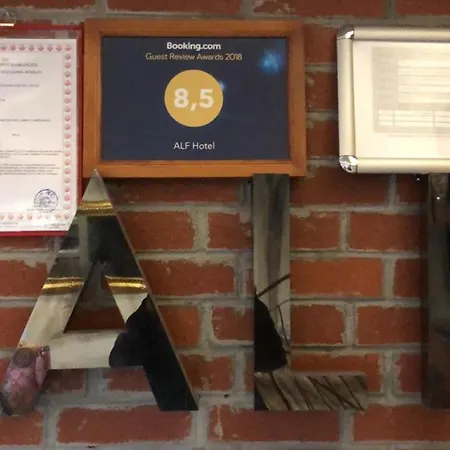Szálloda Alf 4*