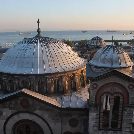 Alf 4* Isztambul