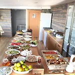 Alf Istanbul