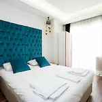Alf Istanbul