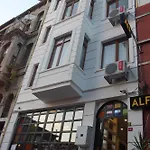 Alf Hotell 4*