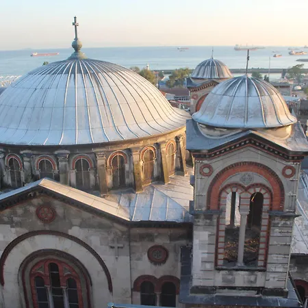 Alf Istanbul